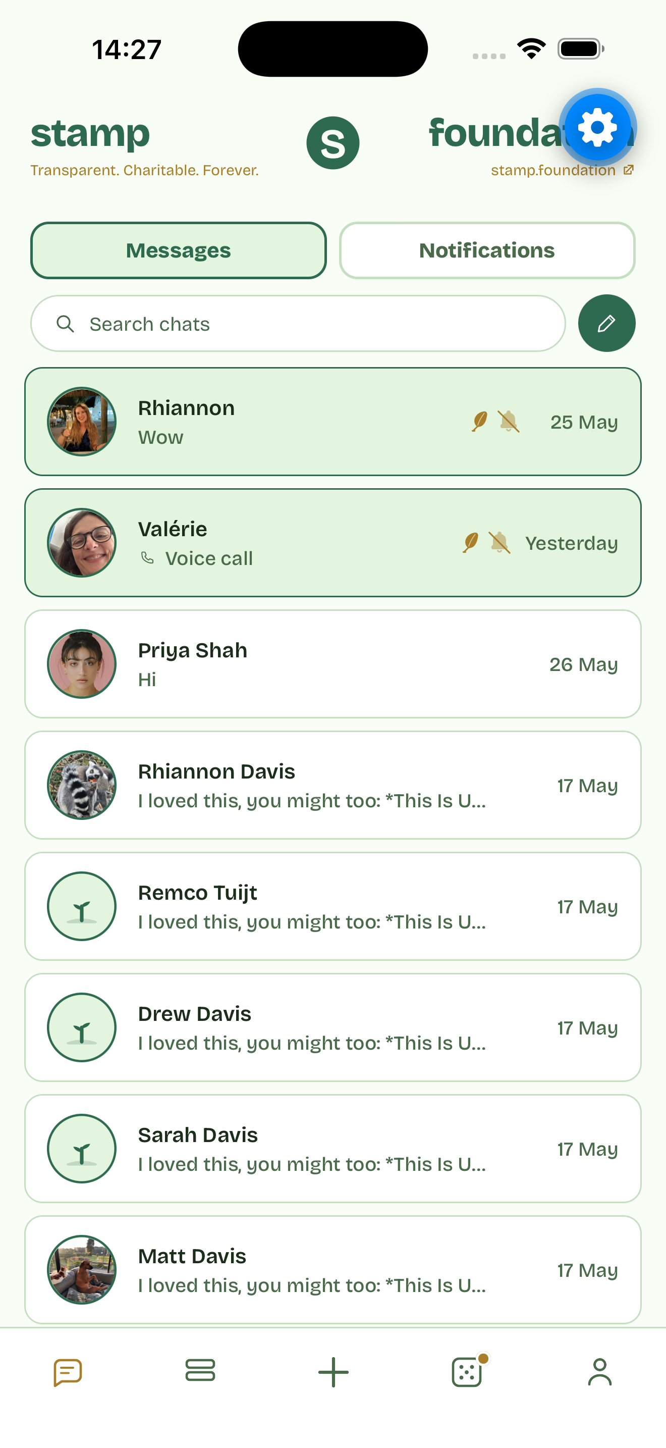 Messages list with conversations and notifications tabs.